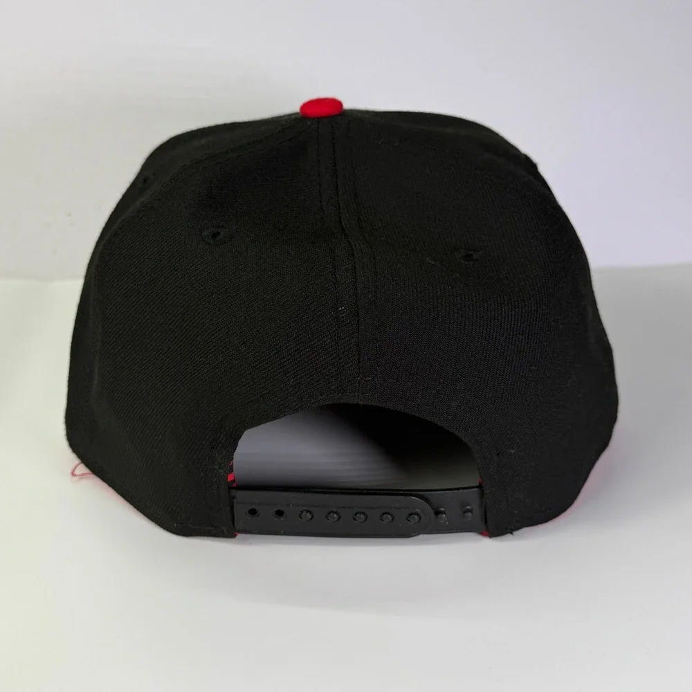 New Era 9FIFTY Snapback Hat Men OSFM Black Red Cleveland Guardians C Logo Cap